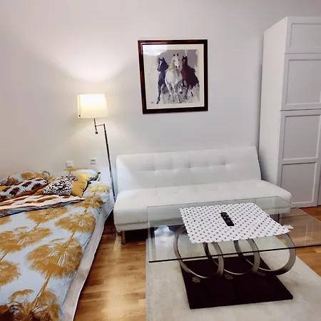 Helsinkistudiocentralstationatyourdoorstep * Helsinki