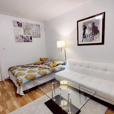 Helsinkistudiocentralstationatyourdoorstep Helsinki